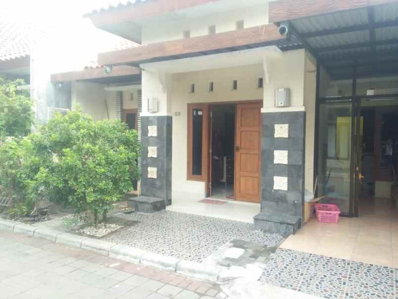 dijual rumah perum samara regency