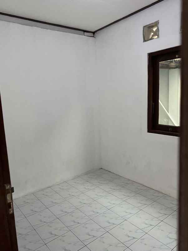 dijual rumah perum winong kg ii 335 rt