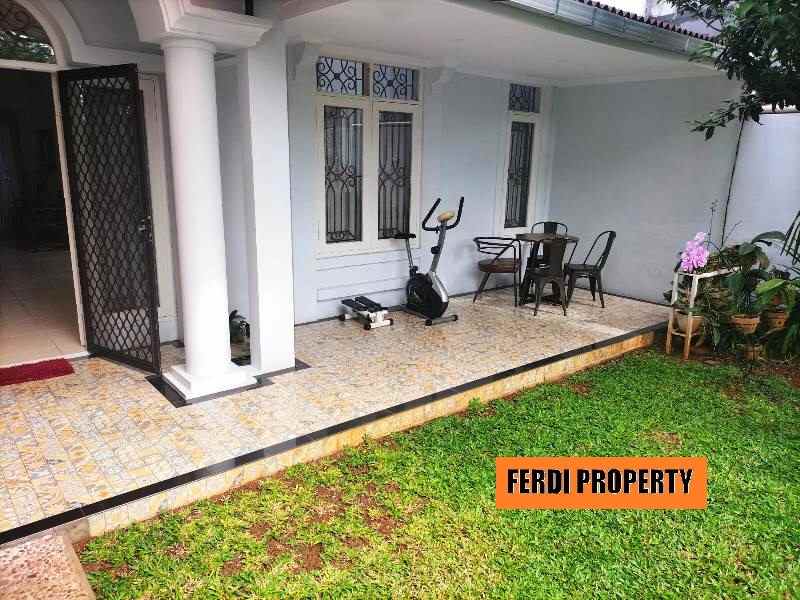 dijual rumah perumahan bukit golf