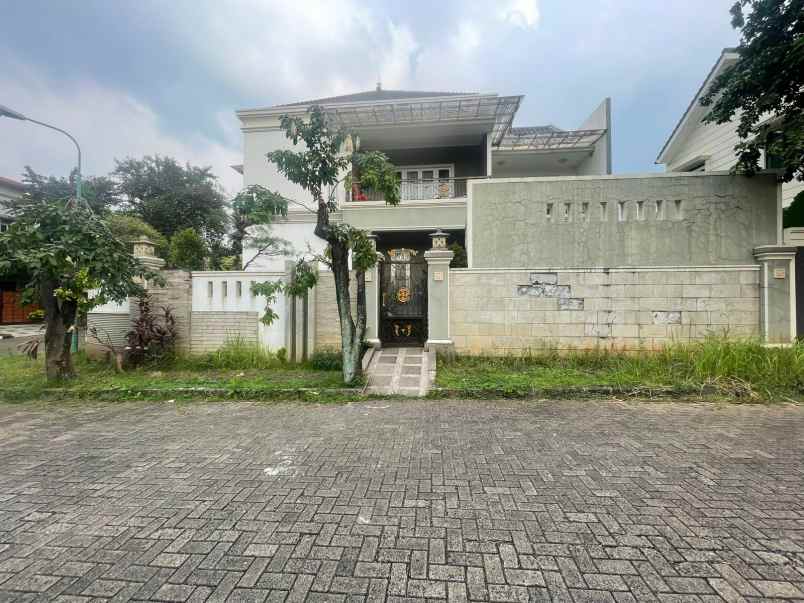 dijual rumah perumahan modern hill