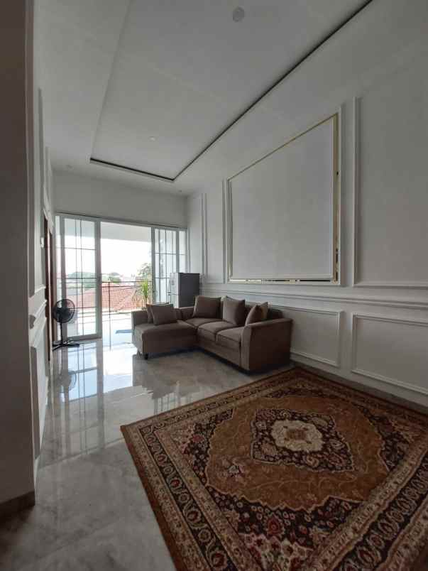 dijual rumah perumahan monalisa