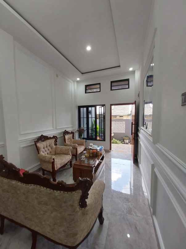 dijual rumah perumahan monalisa