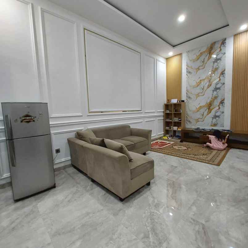 dijual rumah perumahan monalisa