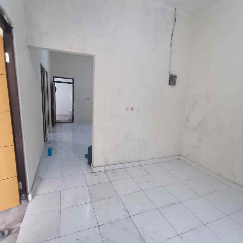 dijual rumah perumahan wisma