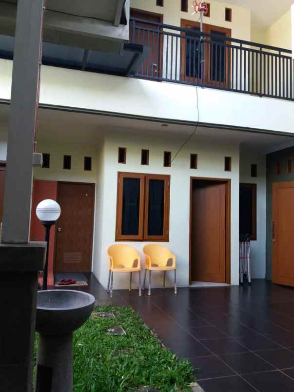 dijual rumah pesantren