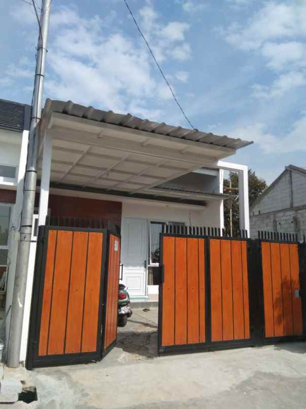 dijual rumah pondok petir depok