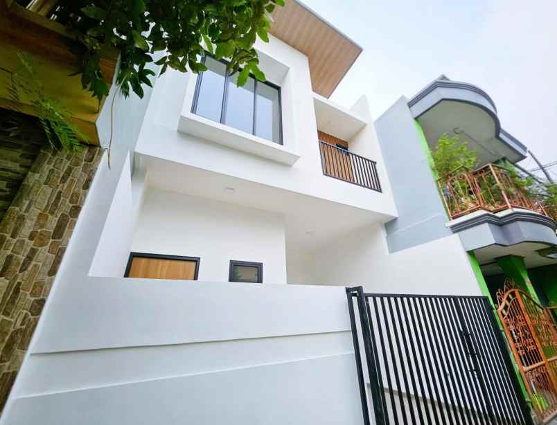 dijual rumah pondok ungu permai sektor