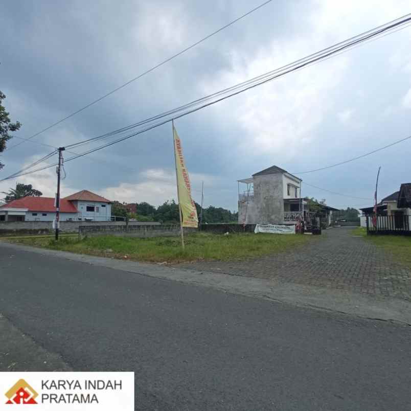 dijual rumah potorono