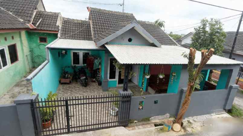 dijual rumah pudakpayung banyumanik
