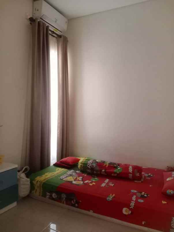 dijual rumah puri arsana bojongsari depok