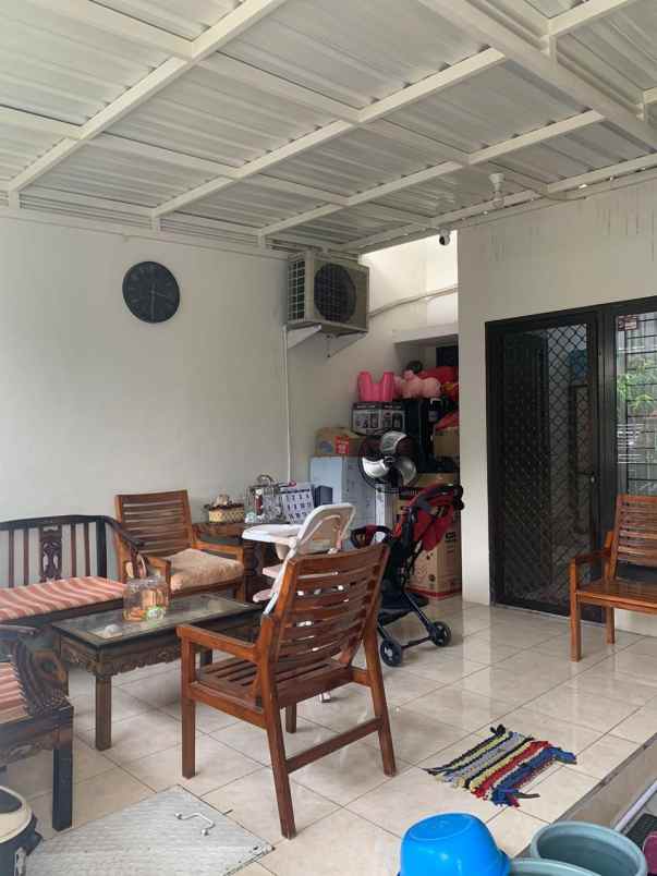 dijual rumah puri safira regency