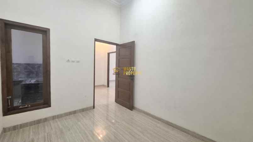 dijual rumah purwomartani kalasan