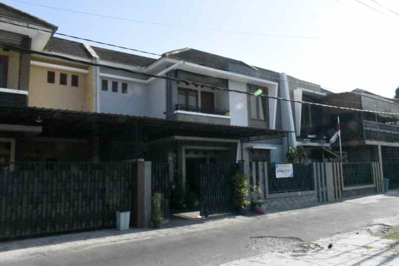 dijual rumah purwomartani kec kalasan