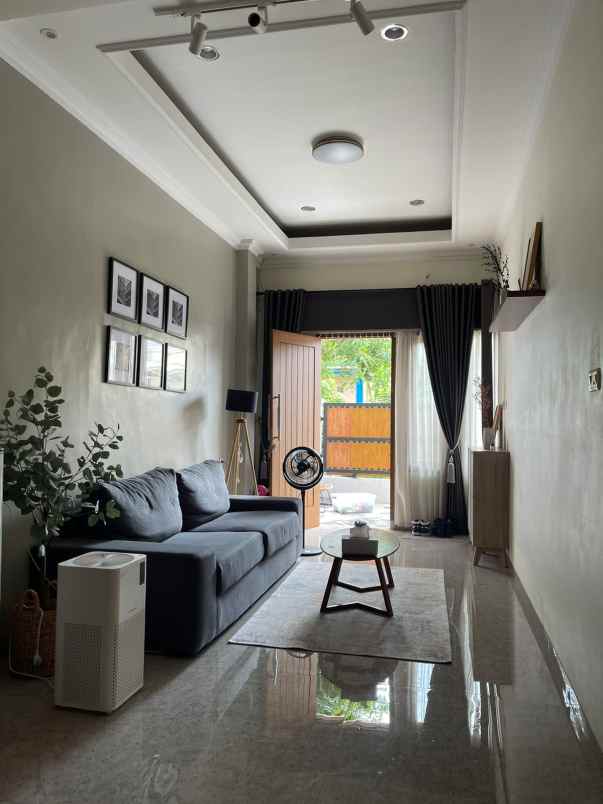 dijual rumah r5wp j48 jl jkt banjarsari