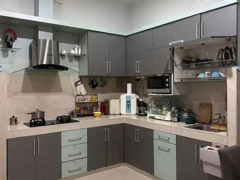 dijual rumah rawamangun