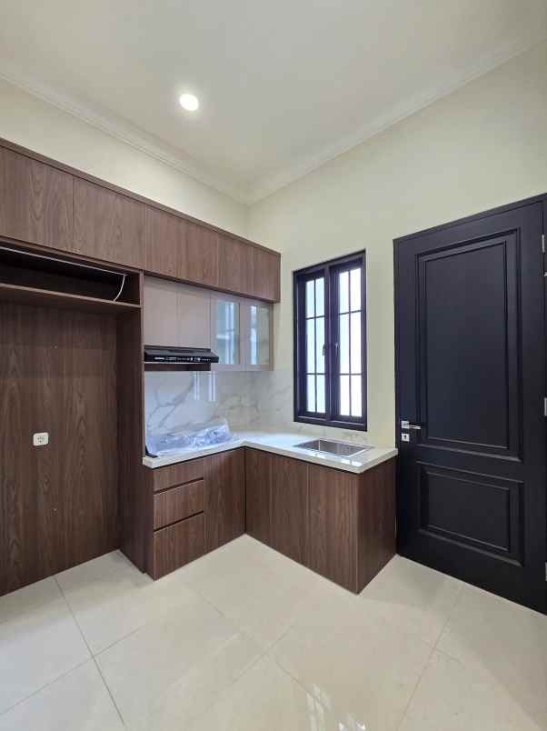 dijual rumah rawamangun jaktim