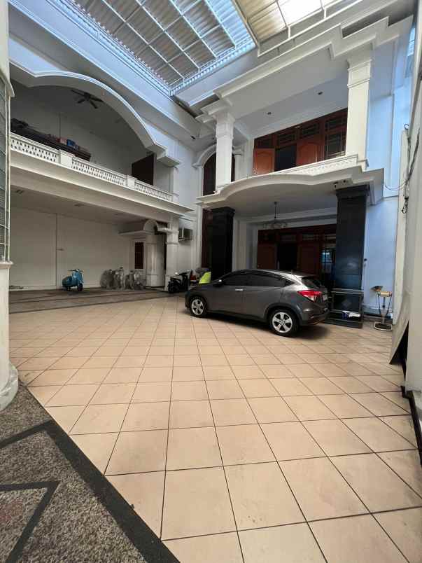 dijual rumah raya biliton