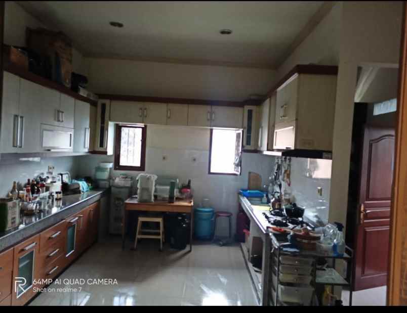 dijual rumah raya kenjeran