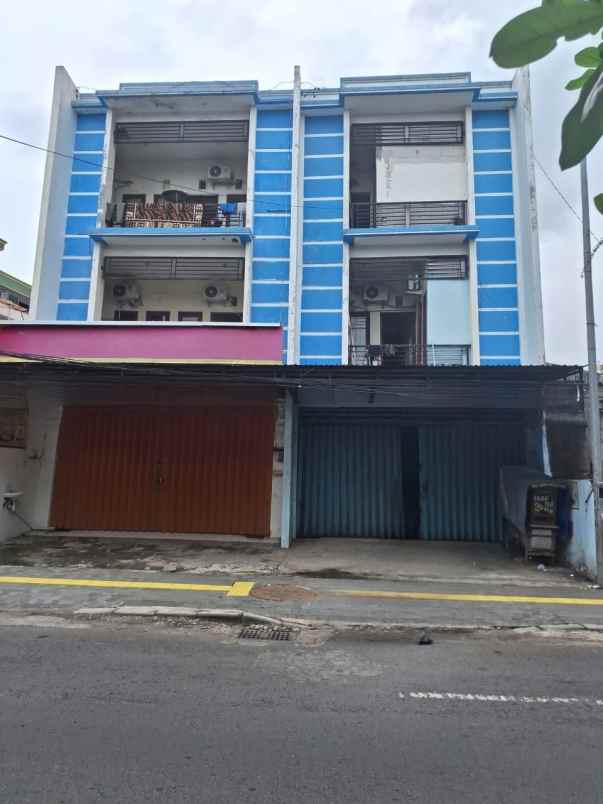 dijual rumah raya mulyosari