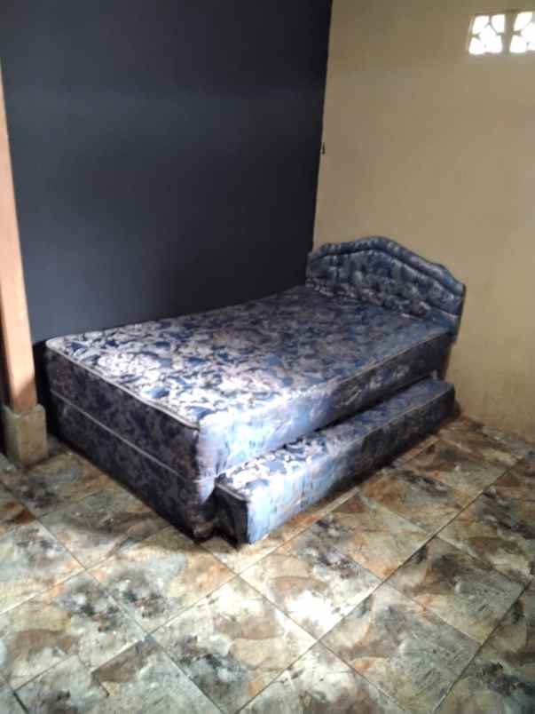 dijual rumah regency melati mas