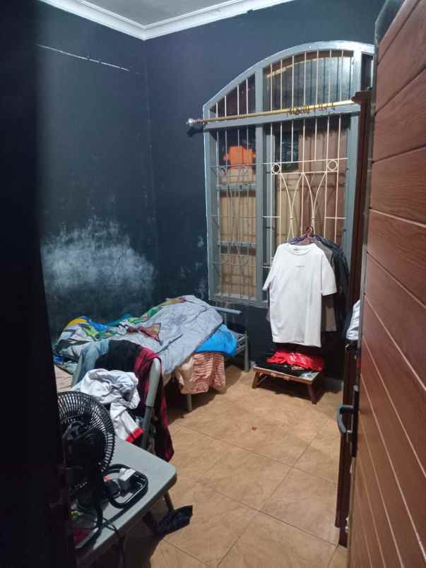 dijual rumah regency melati mas