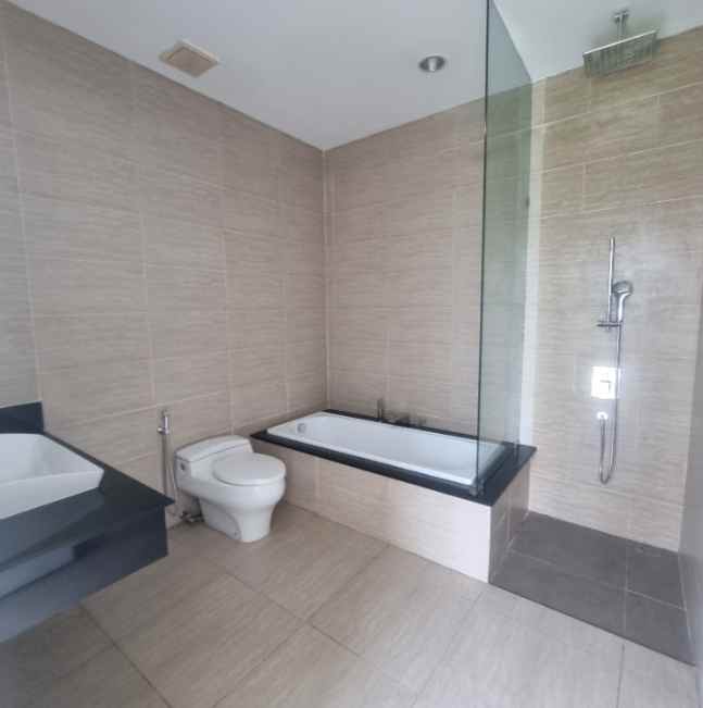 dijual rumah rumah kemayoran cluster