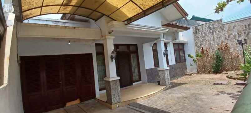 dijual rumah rungkut mapan selatan