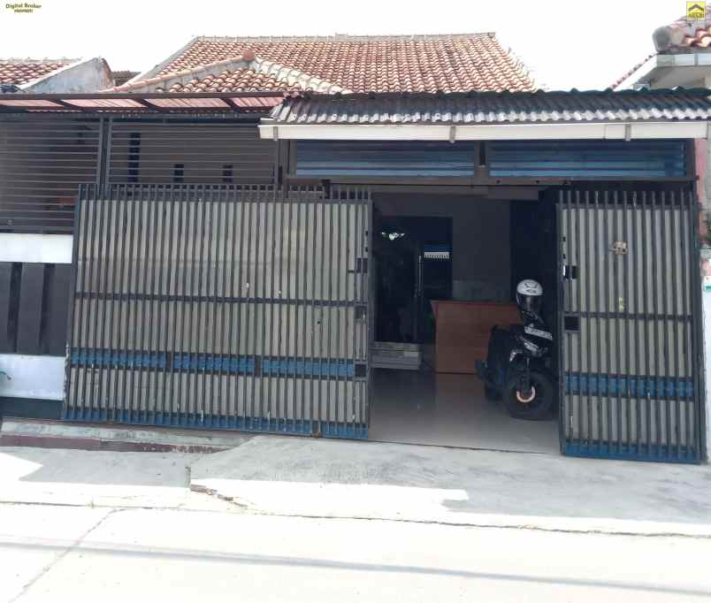 dijual rumah sangkan hurip