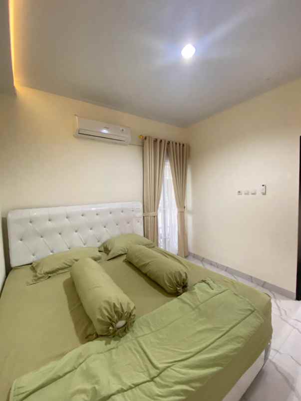 dijual rumah sawangan depok