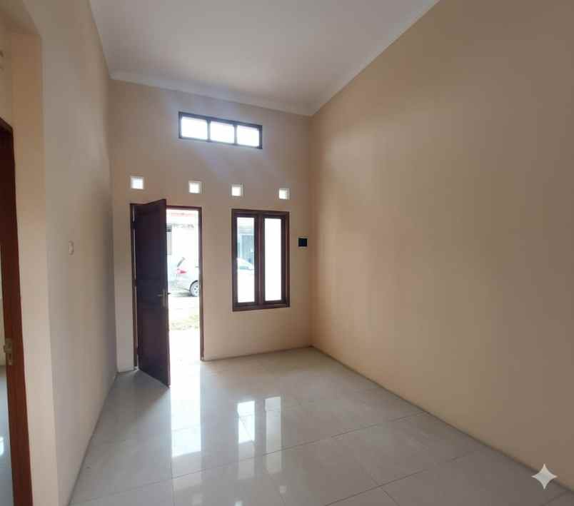 dijual rumah sembungharjo