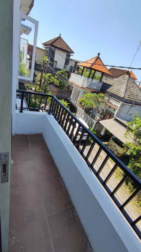 dijual rumah semi furnished siap huni