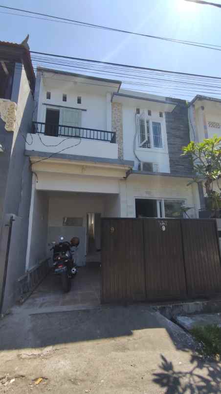 dijual rumah semi furnished siap huni