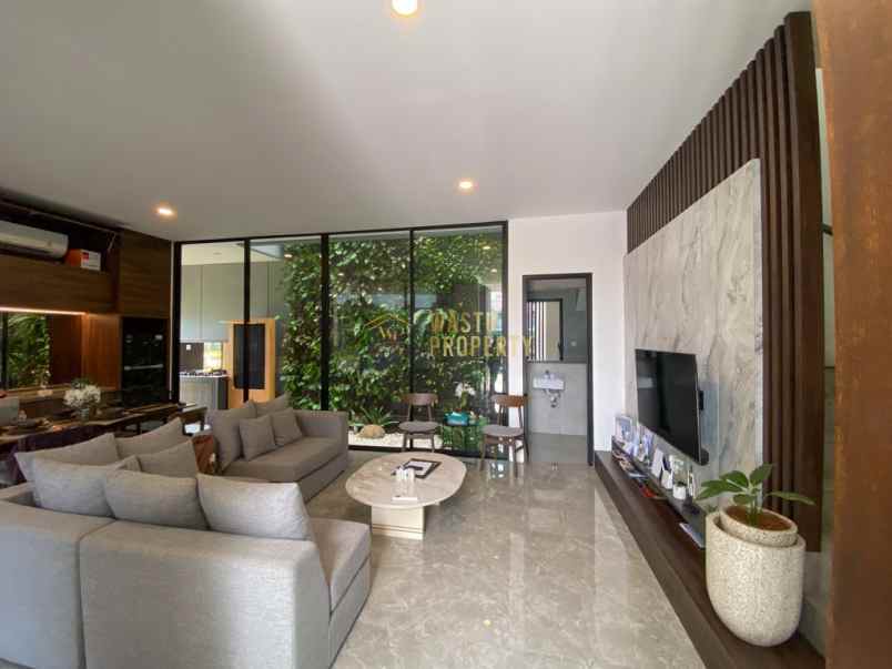dijual rumah sendangadi