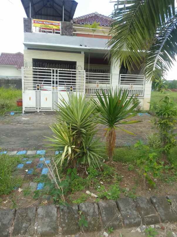 dijual rumah shm di perumahan mandiri land