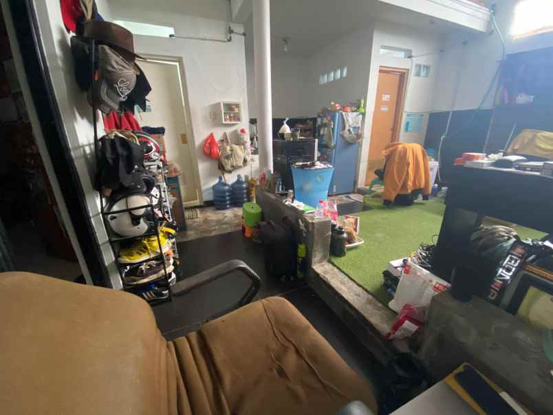 dijual rumah siap huni di komplek dekat cipageran