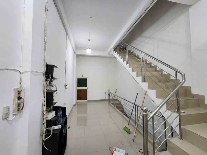 dijual rumah siap huni jalan jemadi gg kelapa 2