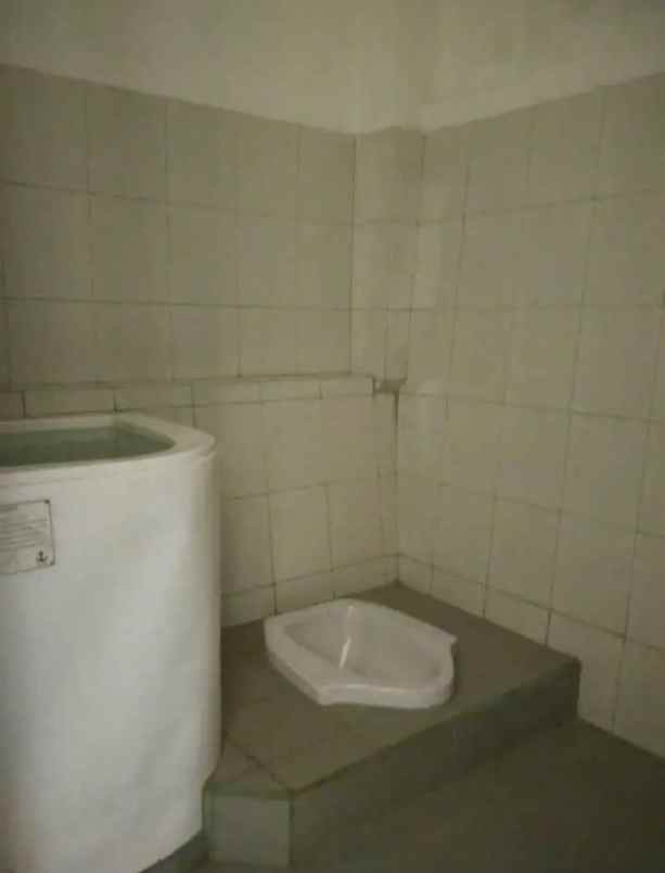 dijual rumah sinar waluyo