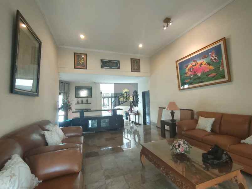 dijual rumah sip 744