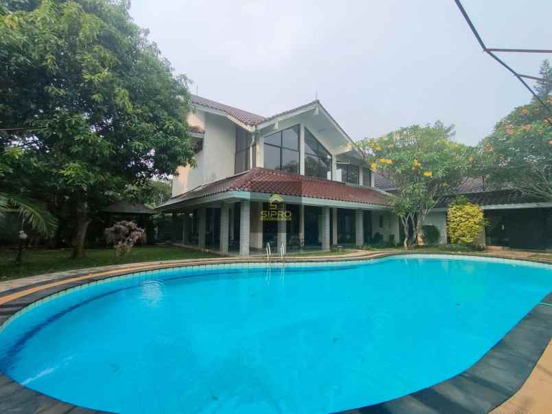 dijual rumah sip 744