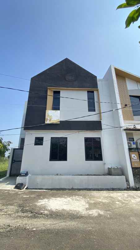 dijual rumah situgede