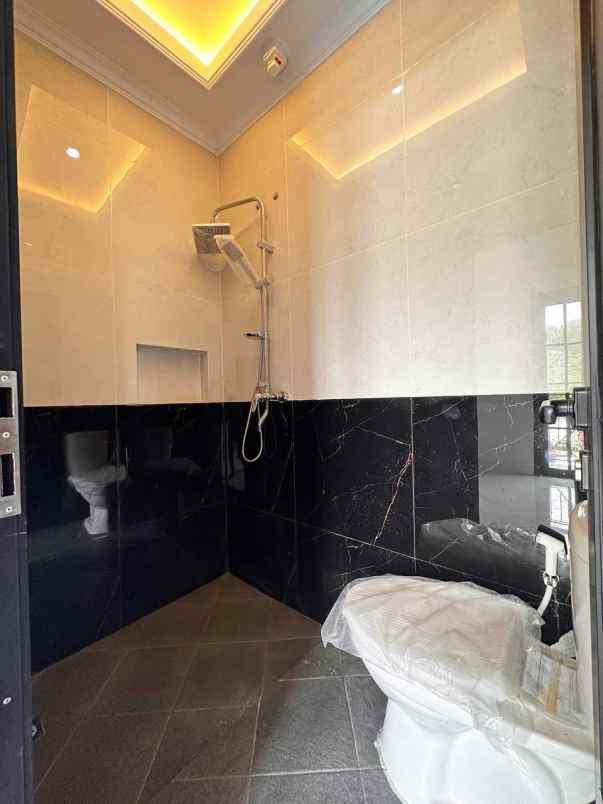 dijual rumah srengseng sawah jagakarsa