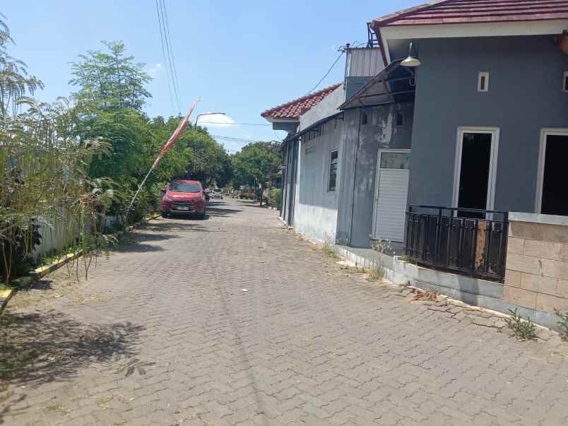 dijual rumah srondol bumi indah