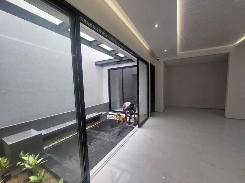 dijual rumah stamford place citraland