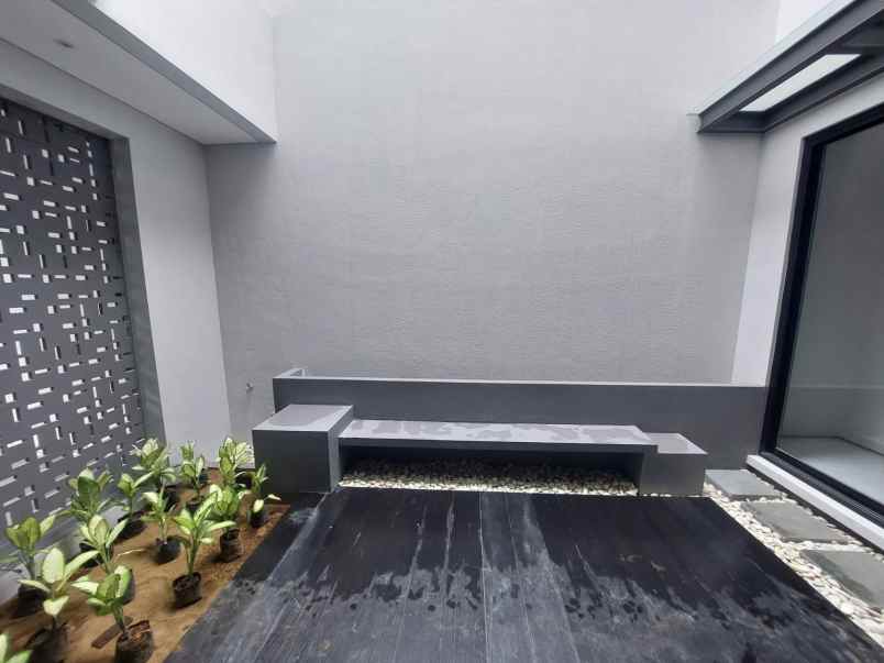 dijual rumah stamford place citraland