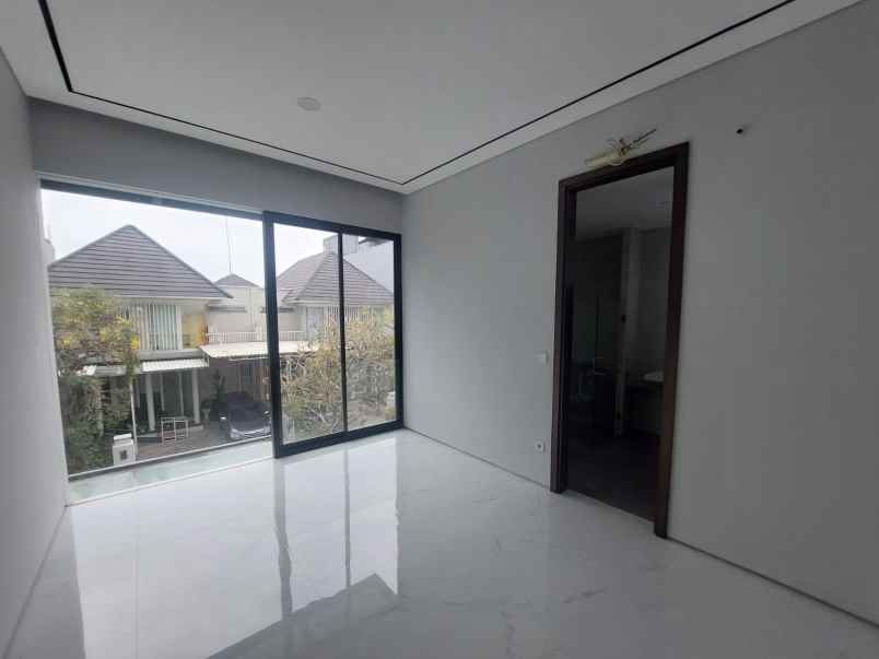 dijual rumah stamford place citraland