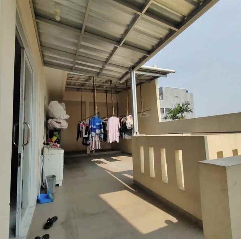 dijual rumah sukabumi utara kec kebon