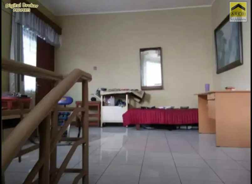 dijual rumah sukamenak