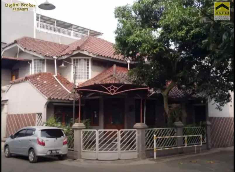 dijual rumah sukamenak