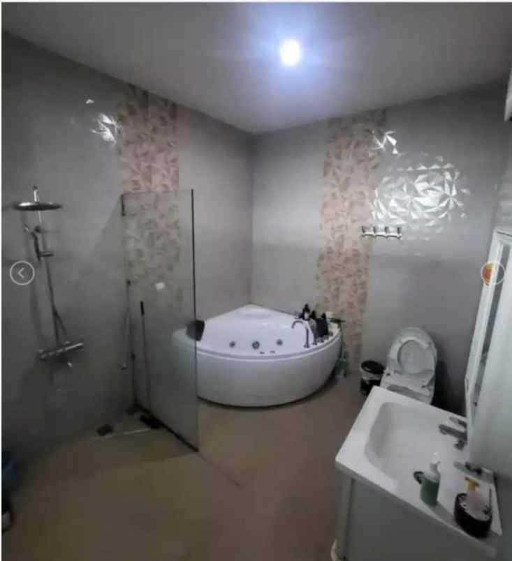 dijual rumah sukasari ciwaruga lembang