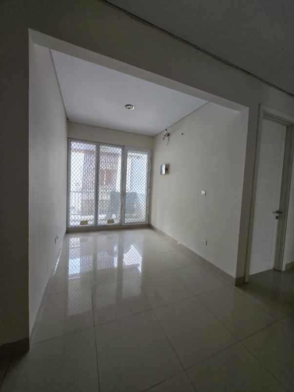 dijual rumah summarecon bekasi cluster